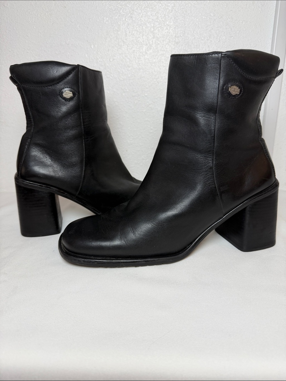 Harley Davidson Black Leather boots Size 10 with block heel